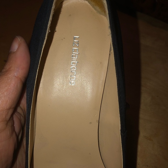 Liz Claiborne peep toe heel! - Picture 7 of 7
